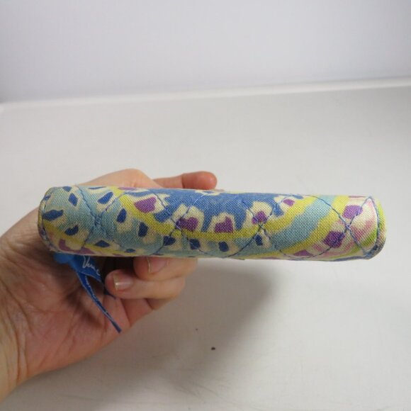 Vera Bradley Capri Blue Mini Zip Wallet quilted cotton - Picture 5 of 9